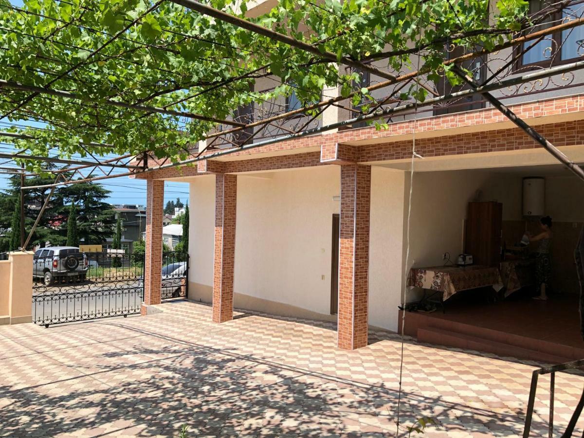 Guest House Lykhny Gagry Exterior photo